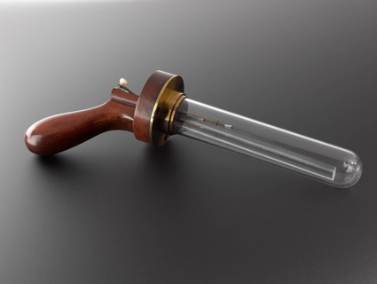 0Frog-pistol-invented-1860s-credit-Science-Museum.jpg