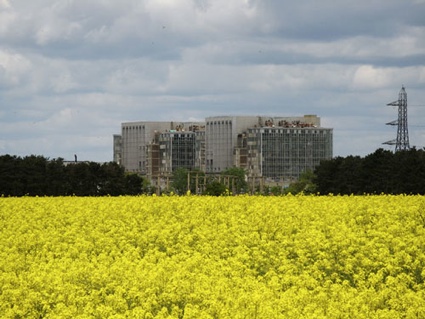 0bradwell_yellow_500px.jpg