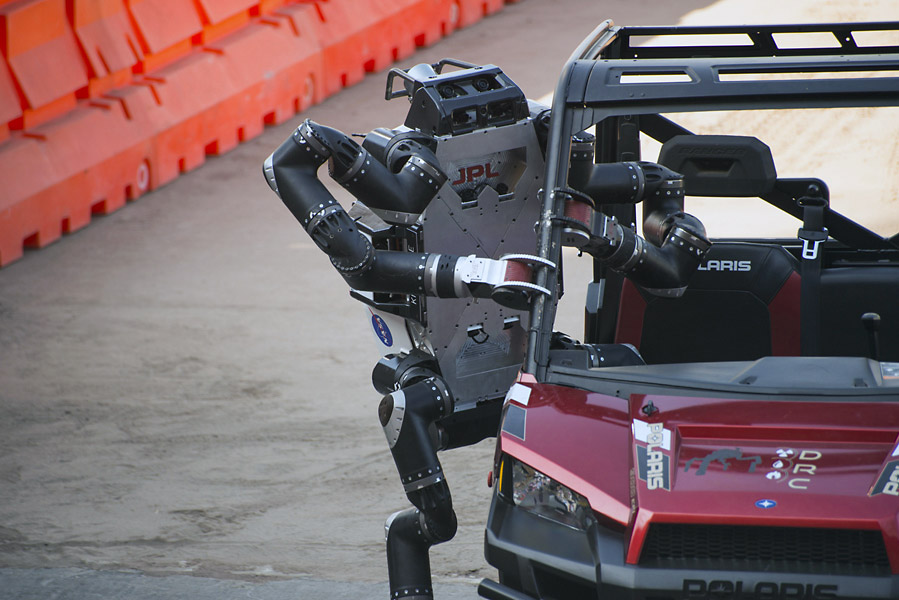 DARPA Robotics Challenge Pomona Fairplex 06-June-2015 Photographer: J. Krohn Requester: Brett Kennedy