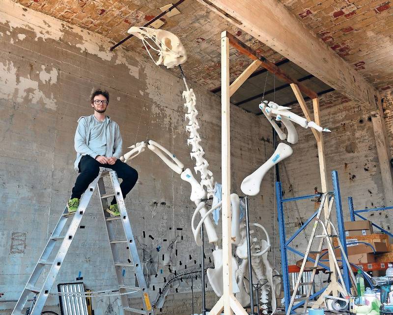 Künstler Andreas Greiner in seinem Atelier in der Malzfabrik, Berlin Tempelhof Foto: Mike Wolff